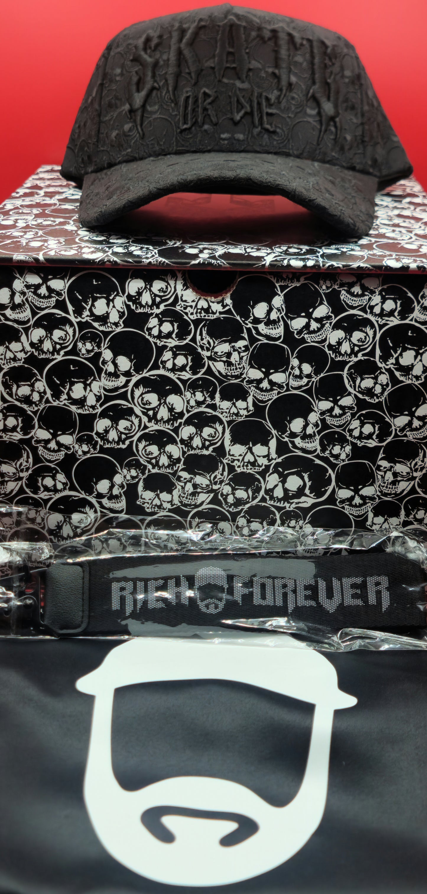 SKATE OR DIE BARBAS HAT