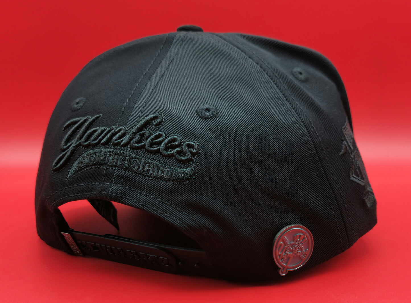 NEW YORK TOTAL BLACK