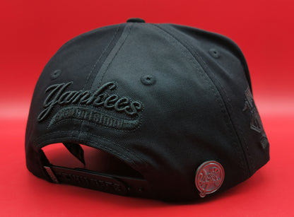 NEW YORK TOTAL BLACK